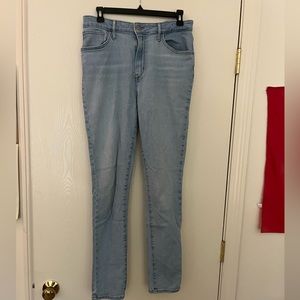 Light Blue Levi’s 721 High Rise Skinny Size 31
